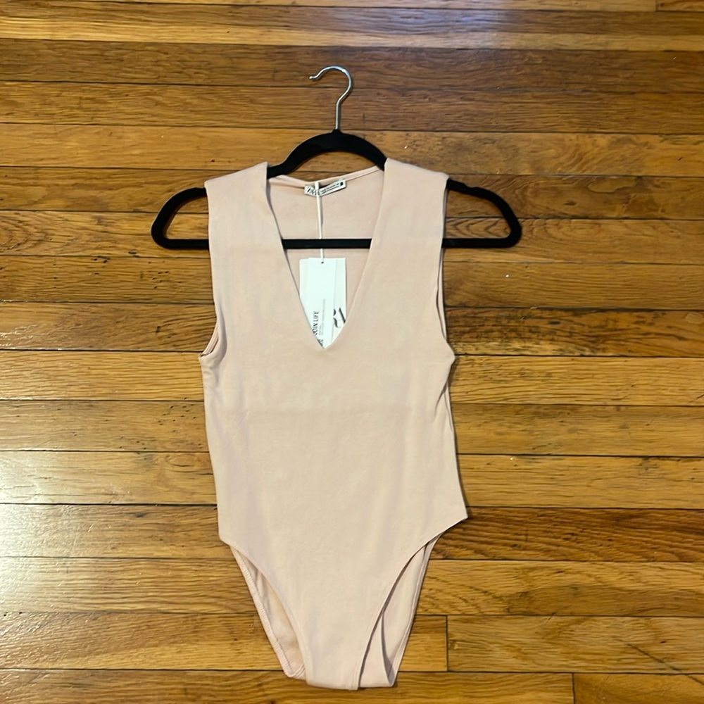 Women’s Zara bodysuit